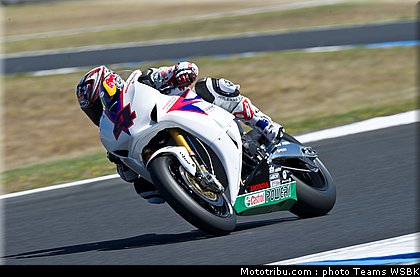 sbk_aoyama_002_australie_2012_philip_island.jpg