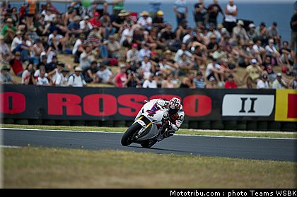 sbk_aoyama_007_australie_2012_philip_island.jpg