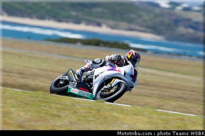 sbk_aoyama_015_australie_2012_philip_island.jpg