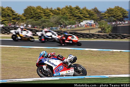 sbk_checa_014_australie_2012_philip_island.jpg