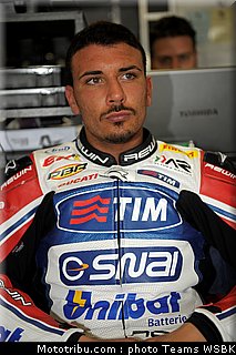 sbk_giugliano_004_australie_2012_philip_island.jpg