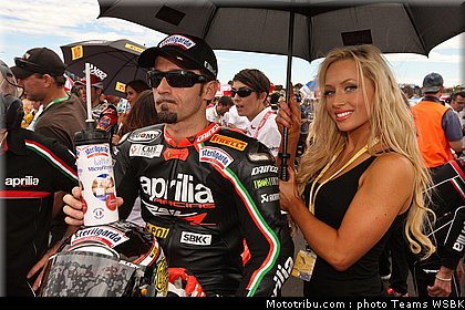 sbk_pitbabe_006_australie_2012_philip_island.jpg