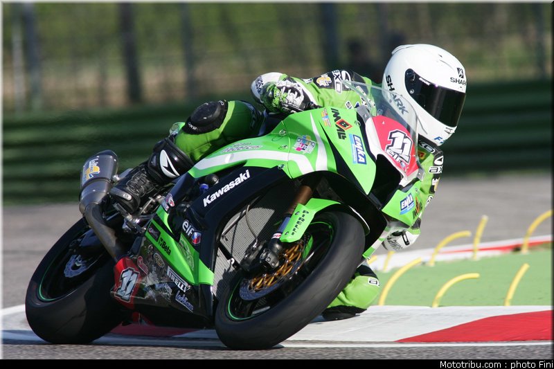1000_superstock_guarnoni_001_imola_2012
