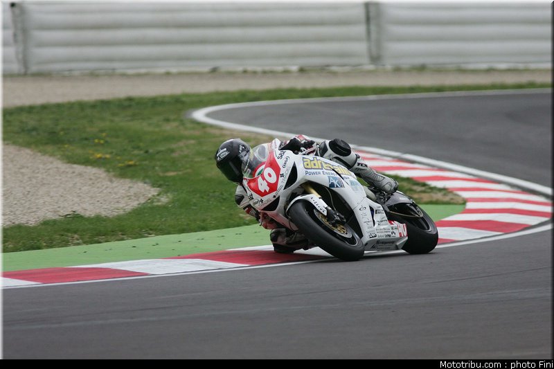 1000_superstock_gyorfi_001_imola_2012