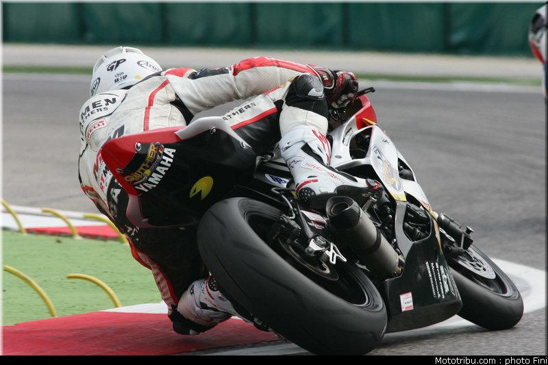 600_superstock_002_imola_2012