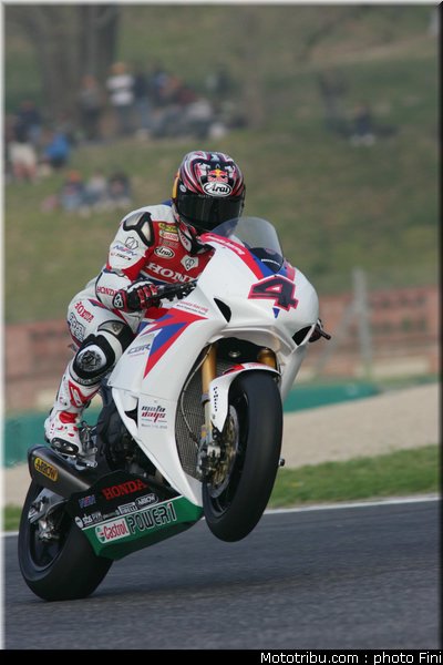 superbike_aoyama_004_imola_2012