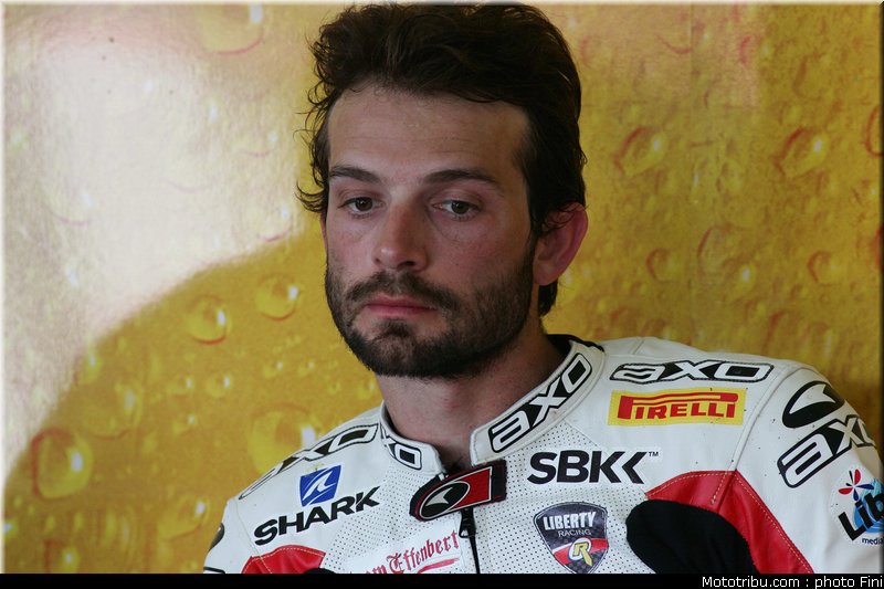 superbike_guintoli_004_imola_2012