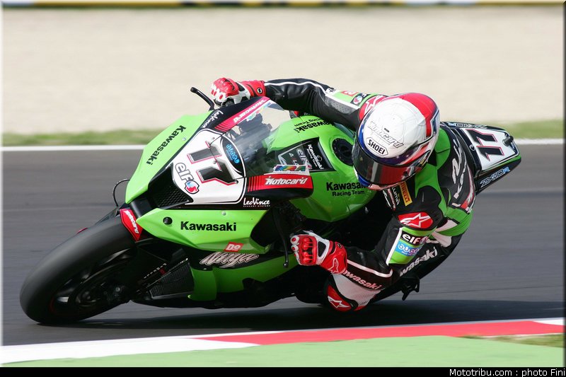 superbike_lascorz_004_imola_2012