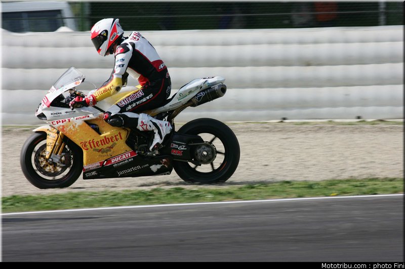 superbike_mc_cormick_007_imola_2012