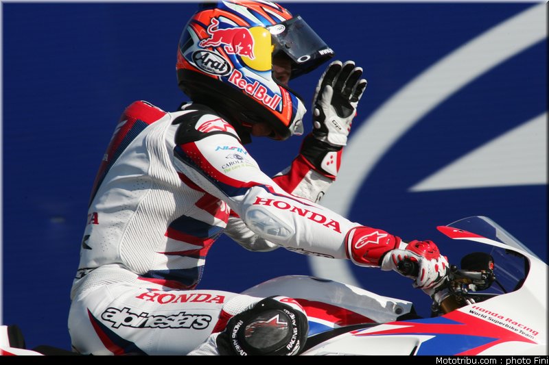 superbike_rea_001_imola_2012