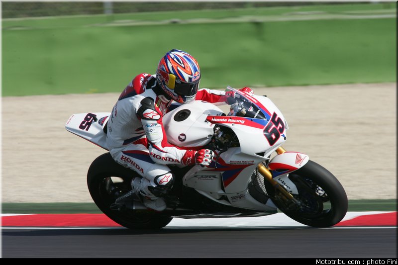 superbike_rea_005_imola_2012