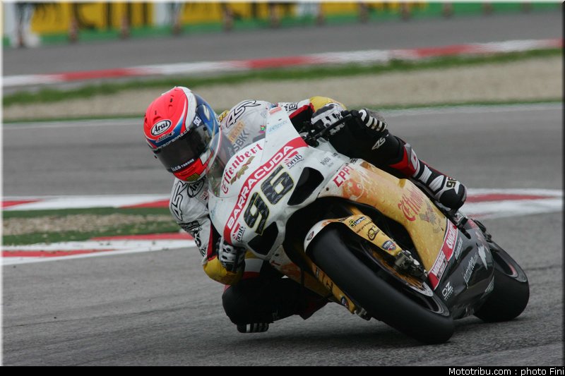 superbike_smrz_002_imola_2012