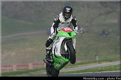 1000_superstock_dias_003_imola_2012.jpg