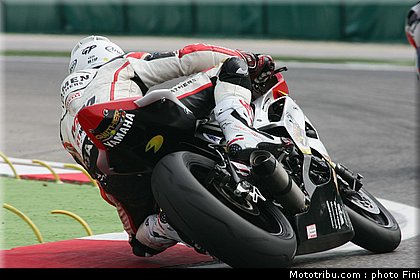600_superstock_002_imola_2012.jpg