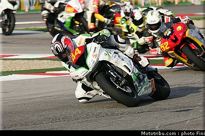 600_superstock_013_imola_2012.jpg