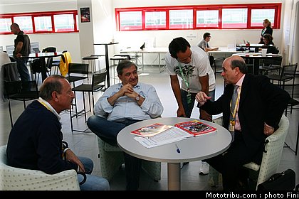superbike_ambiance_001_imola_2012.jpg