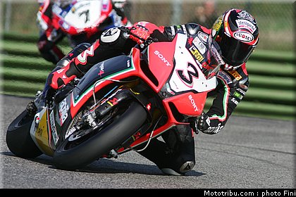 superbike_biaggi_004_imola_2012.jpg