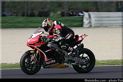 superbike_biaggi_010_imola_2012.jpg