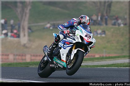 superbike_camier_003_imola_2012.jpg