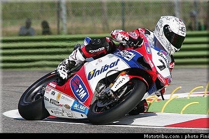 superbike_checa_004_imola_2012.jpg