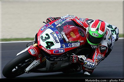 superbike_giugliano_006_imola_2012.jpg