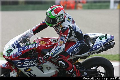 superbike_giugliano_009_imola_2012.jpg
