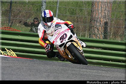 superbike_guintoli_003_imola_2012.jpg