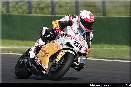 superbike_mc_cormick_002_imola_2012.jpg