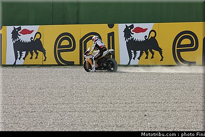 superbike_mc_cormick_008_imola_2012.jpg