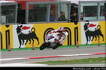 supersport_parkes_003_imola_2012.jpg