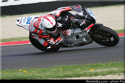 supersport_quarmby_002_imola_2012.jpg