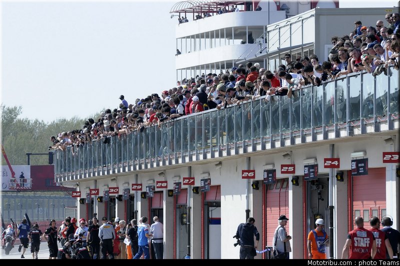 superbike_ambiance_004_imola_2012