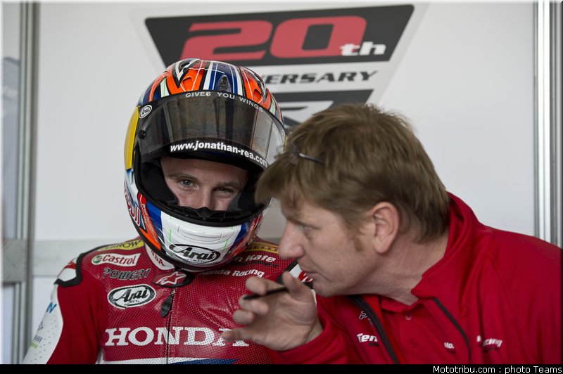superbike_rea_029_imola_2012