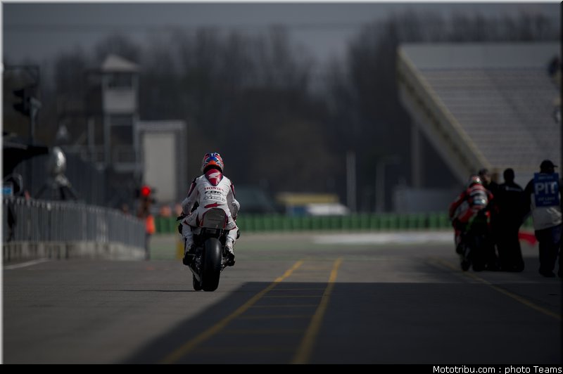 superbike_rea_036_imola_2012