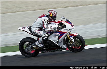 superbike_aoyama_003_imola_2012.jpg