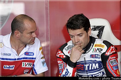 superbike_checa_002_imola_2012.jpg