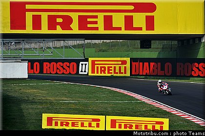 superbike_checa_004_imola_2012.jpg
