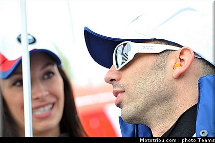 superbike_pitbabe_004_imola_2012.jpg
