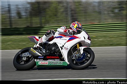 superbike_rea_002_imola_2012.jpg