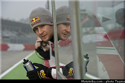 superbike_rea_015_imola_2012.jpg