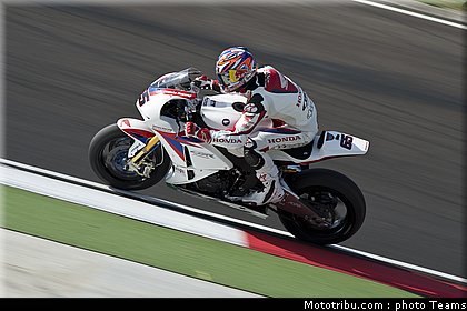 superbike_rea_026_imola_2012.jpg