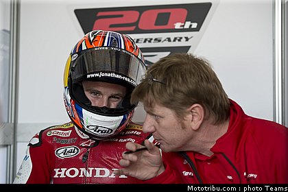 superbike_rea_029_imola_2012.jpg