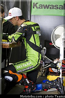 supersport_sofuoglu_002_imola_2012.jpg