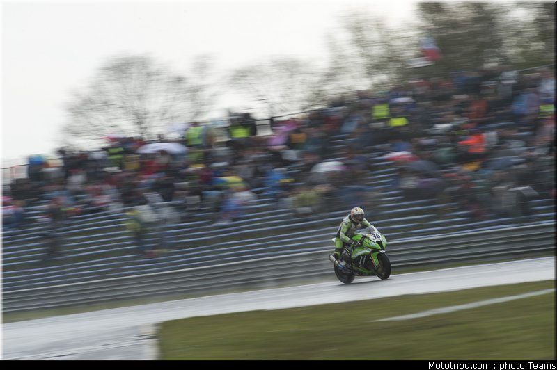 superbike_mercado_004_pays_bas_assen_2012