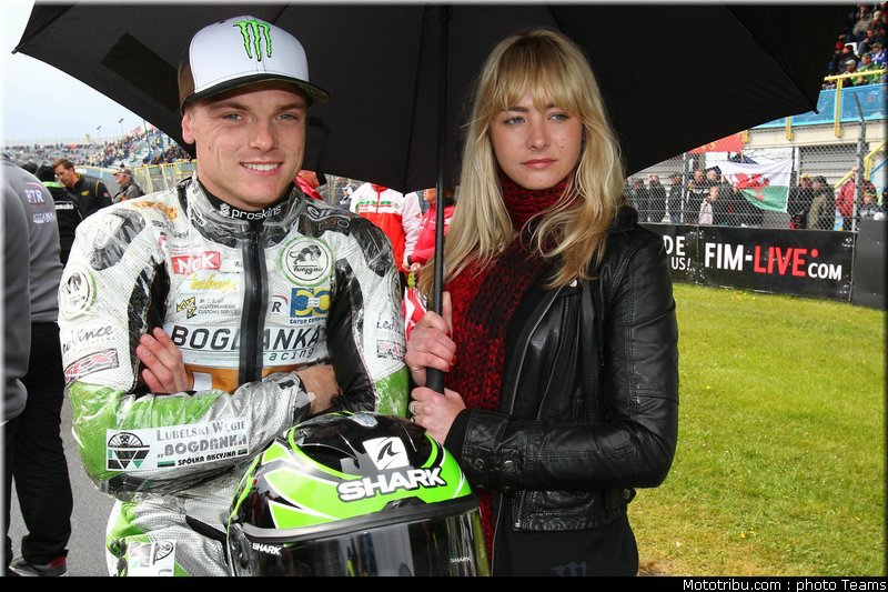 superbike_pitbabe_001_pays_bas_assen_2012