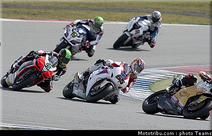 superbike_043_pays_bas_assen_2012.jpg