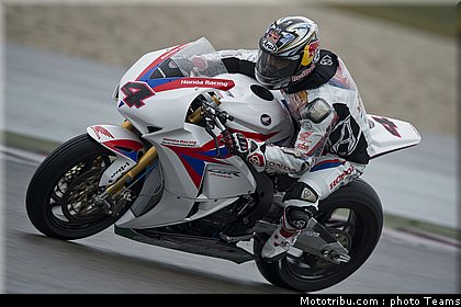superbike_aoyama_009_pays_bas_assen_2012.jpg
