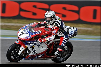 superbike_checa_006_pays_bas_assen_2012.jpg