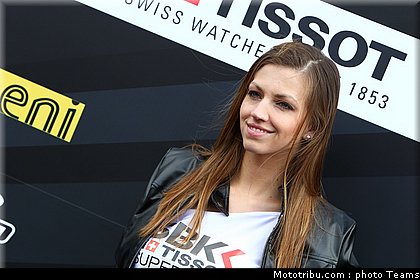 superbike_pitbabe_007_pays_bas_assen_2012.jpg