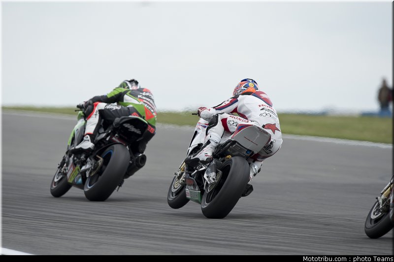 superbike_040_wsbk_2012_angleterre_donington